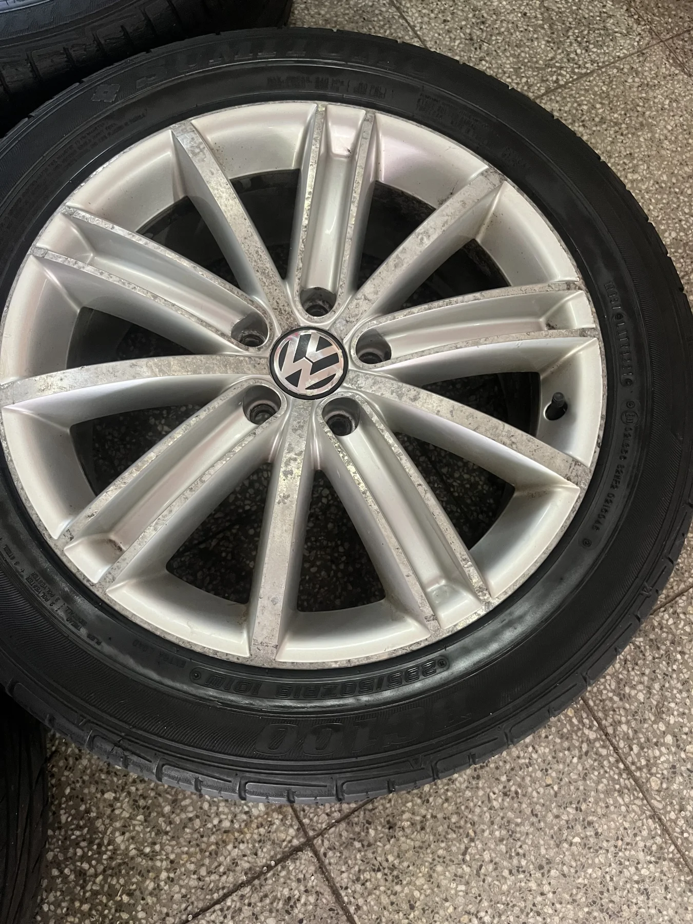 Alu kola 5x112 r18 Volkswagen – fotografie 4