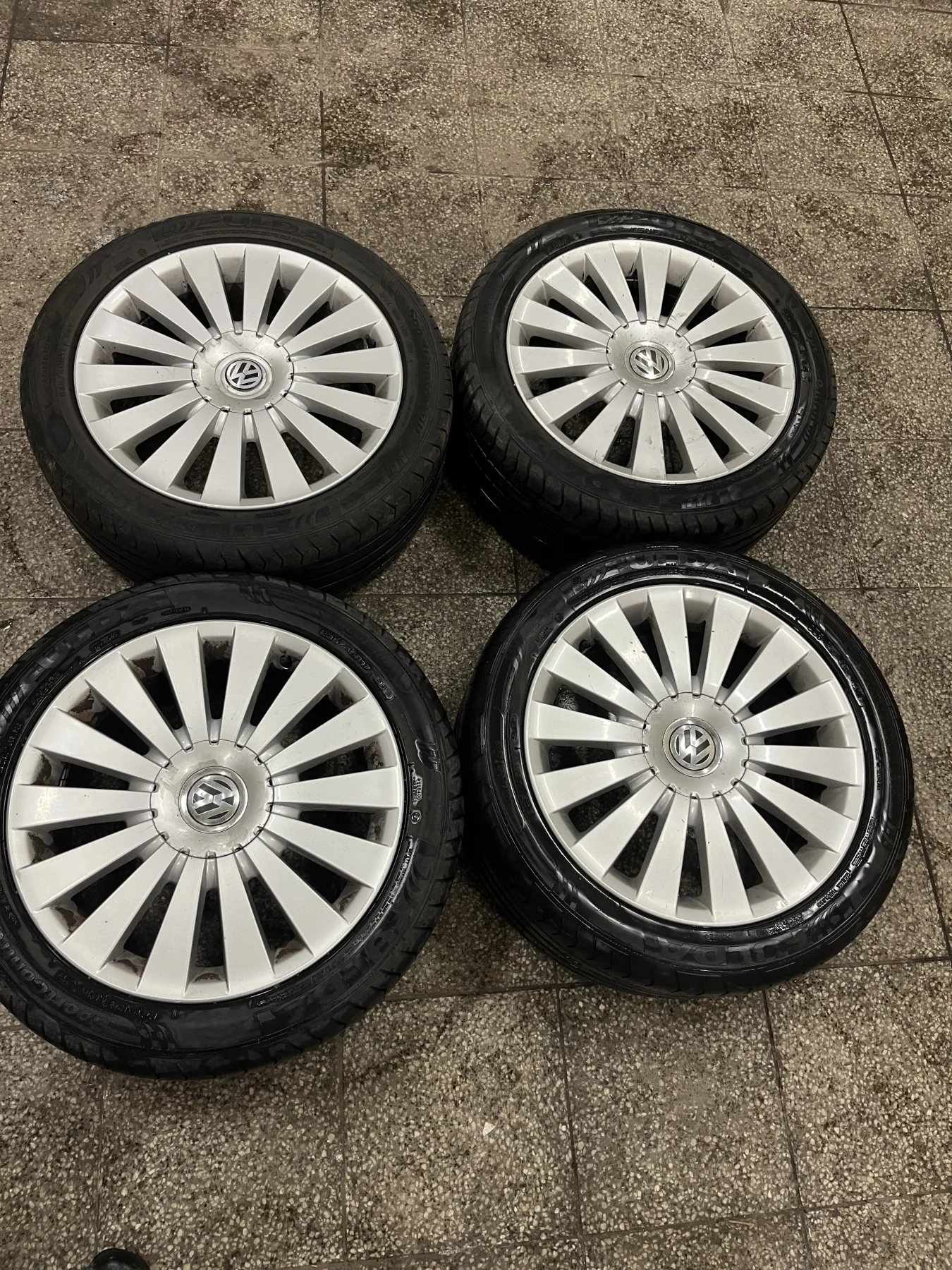 Alu kola 5x112 r17 Volkswagen r-line